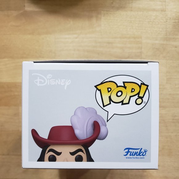 Funko Pop Disney Villains Captain Hook - Picture 6 of 6